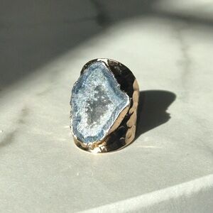 Luxury Natural Stone Adjustable Crystal Ring Irregular Geode Gold-plated Ring